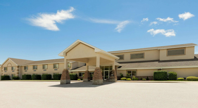 AmericInn by Wyndham Republic, Boek Hotel Hotels in Missouri met zwembad, Zwembad