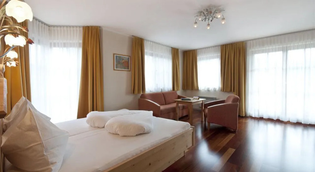 HAGLEITNER Family Balance Hotel & Spa Zell am See, Забронировать Курортный отель Курортные отели Целль-ам-Зе, рядом с Подъемник Areitbahn, Курортный отель