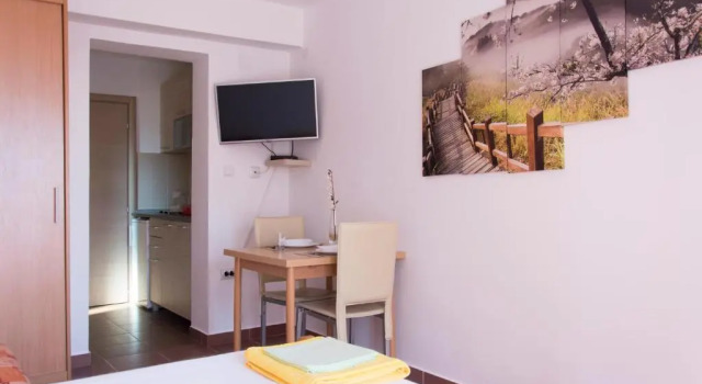 Apartments Đurović, Book Apartment Cheap Hotels in Budva County