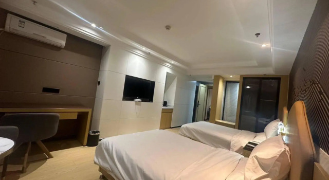 IU Hotel (Urumqi International Airport Yingbin Road), Rezerwuj Hotel Urumqi Xinjiang