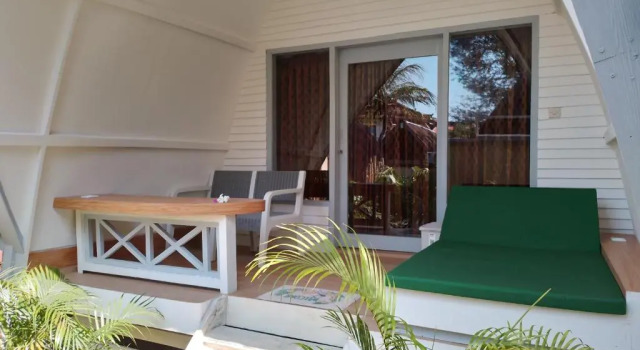 Номер Superior Coral Beach 2 Bungalow