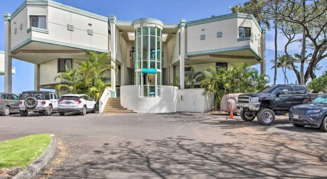 Oceanfront Condo w/ 2 Lanais, Walk to Beach!, Забронировать Отель Принсвилл Na Pali Coast, Kauai, рядом с Hanalei Park
