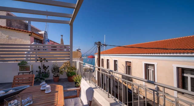 Апартаменты The Roof - Flat Sea View in Aegina Town
