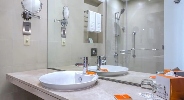 Двухместный люкс c 1 комнатой Centro Barsha - by Rotana