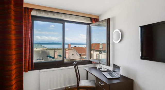 Трёхместный номер Standard Neuchâtel City Hôtel - Self Check-In