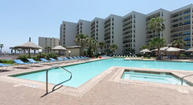Saida IV Condominium 901