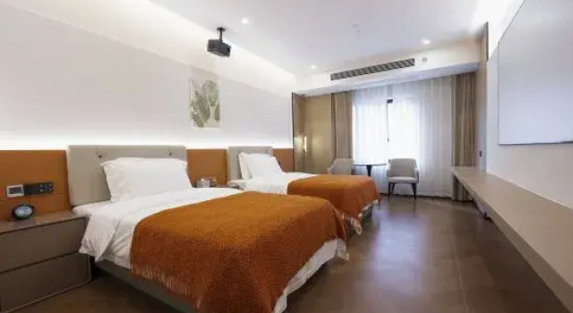 Junying Hotel (Hefei Sunac Amusement Park Wannianbu Metro Station Branch), Prenota Hotel Hotel a Anhui con parcheggio, Parcheggio