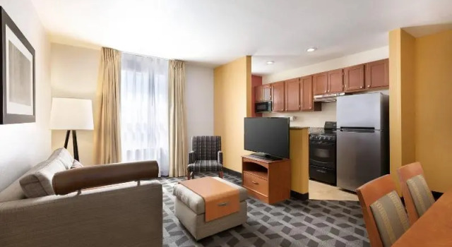 Четырёхместный люкс TownePlace Suites Gaithersburg