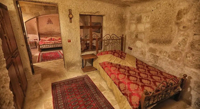 Четырёхместный номер Standard Century Cave Hotel