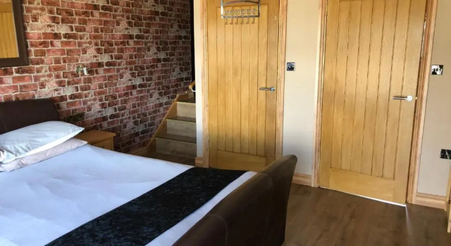 Lakeland Guest House