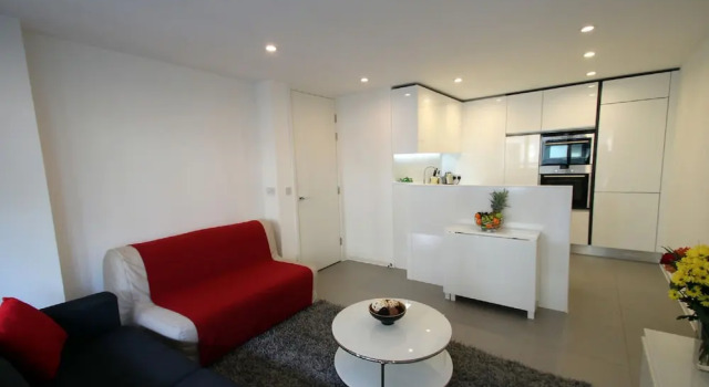 Dance Square Apartments, Забронировать Апартаменты/квартира Отели Лондона с парковкой, рядом с Госпиталь Святого Варфоломея, Парковка