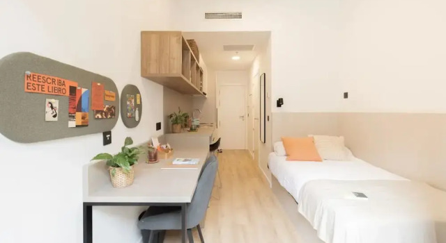 Одноместный номер Standard Canvas Pamplona Plazaola