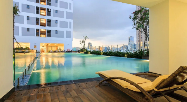 Апартаменты с 2 комнатами с балконом TeeUp Home - Infinity Pool Signature