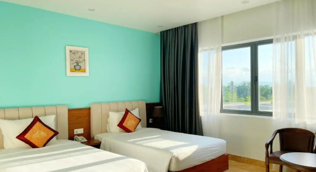 Четырёхместный номер Deluxe Cong Thanh Long Beach
