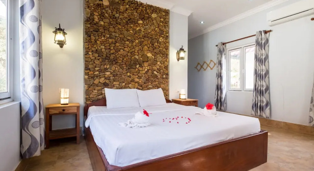 Двухместное бунгало с балконом Kep Bungalows