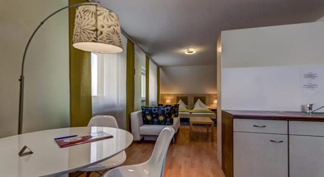 Апартаменты Hotel Restaurant Weihenstephaner Stuben
