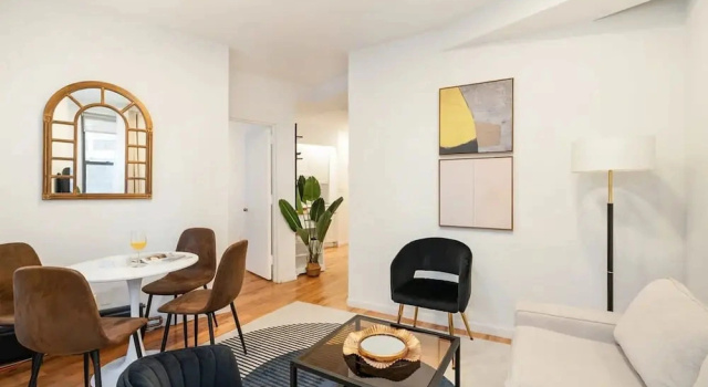 Коттедж 2BR Prime West Village Newly Furnished Best Value