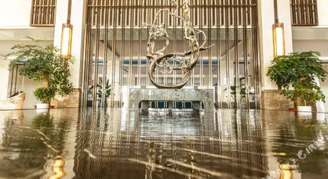 Suoyi Junlan Hotel, Prenota Hotel Hotel a Anhui con parcheggio, Parcheggio