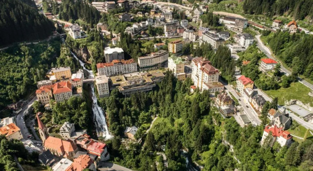 Apartment Gastein, Rezerwuj Apartament Hotele w Salzburg z parkingiem, Parking