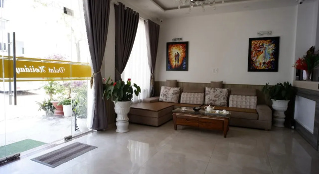Dalat Holiday, Book Hotel Da Lat Lam Dong