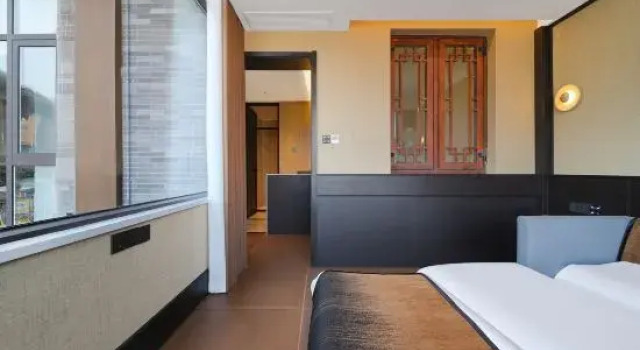 Люкс Yuyuan Homestay (Kaifeng Millennium City Park)