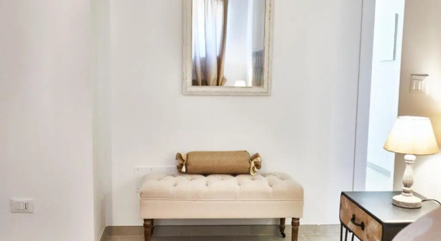 Equorum Prospectus 1 - OSTUNI CENTRO - Guest House