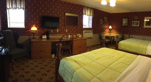 Четырёхместный номер Standard Hotel Millersburg