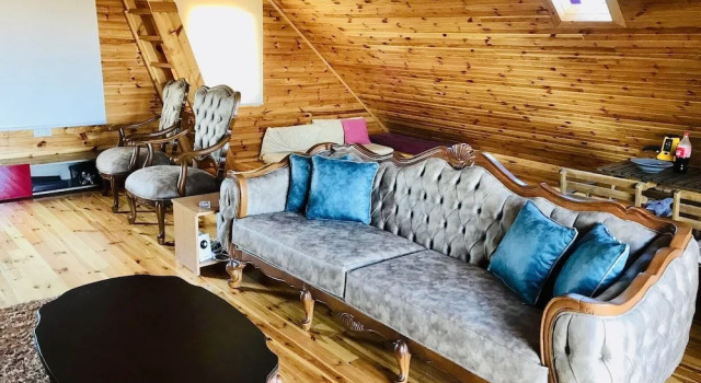 Canan Hanim Kosku, Book Hotel Altinova Marmara Region