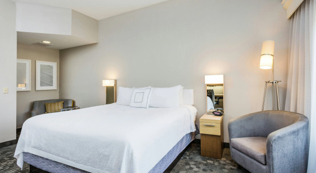 Courtyard by Marriott Rocky Mount, Rezerwuj Hotel Rocky Mount Północna Karolina