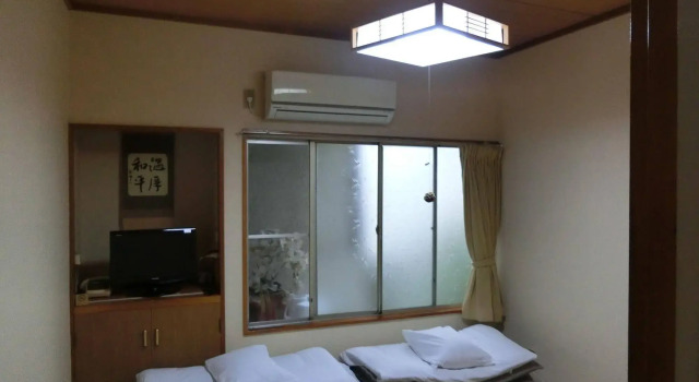 Sansui Ryokan, Забронировать Отель Отели Хиросимы с парковкой, рядом с Мемориал мира в Хиросиме, Парковка