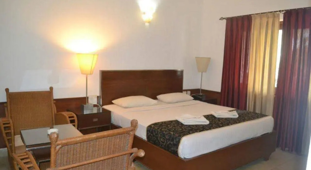 Tiara Morjim, Boek Hotel Hotels in Noord-Goa met parkeren, Parkeren