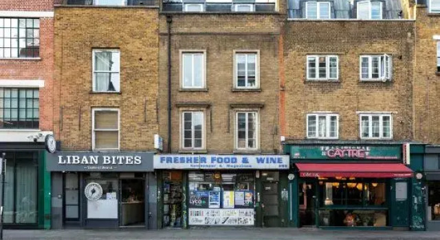 Charming Old Street Studio with Balcony in London Zone 1, Perfect for Couples, Забронировать Отель Лондон Большой Лондон, рядом с Мечеть на Брик-лэйн