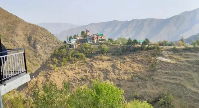 Люкс Icebergs Mussoorie - A Boutique stay and 24 hrs roof top cafe