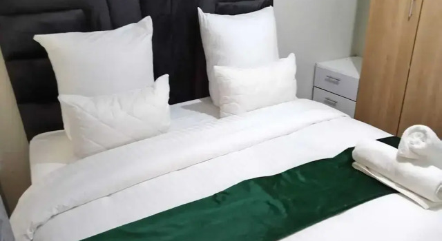 Gold Crown Self-Catering Apartment, Buchen Sie Ferienwohnung Johannesburg Gauteng