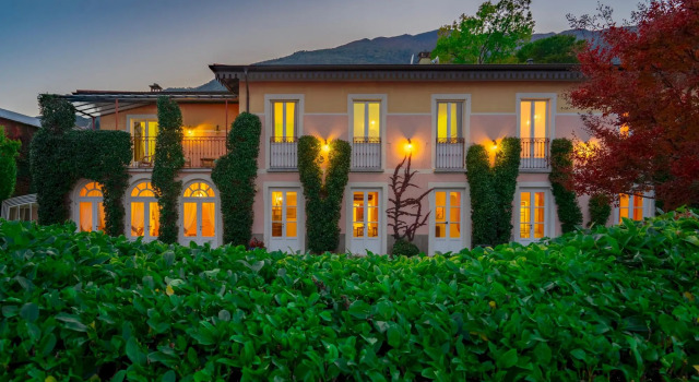 Villa Alba Del Lario 12 2, Book Villa Hotels in Como with a Pool, Swimming Pool