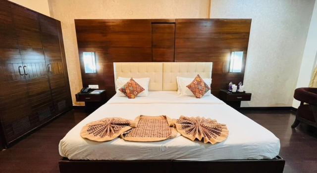 Номер Premium The Altruist Katra Hotel