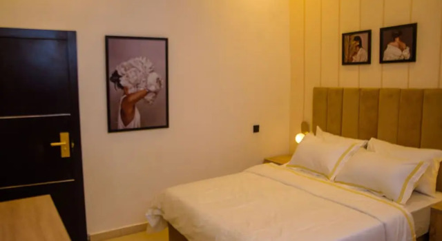 Elcastillo Homes, Rezerwuj Hotel Lekki Phase 1 