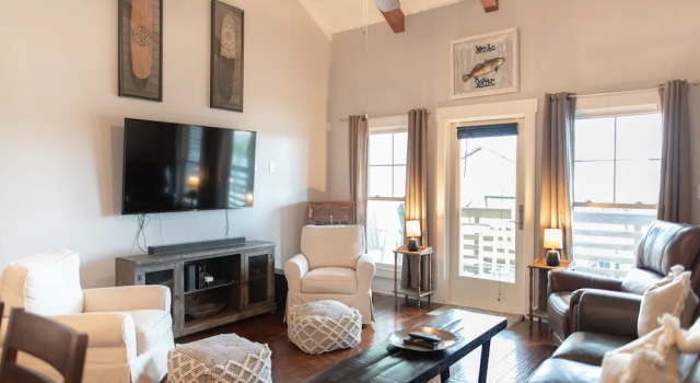 Beach Comber 2 Bedroom Condo