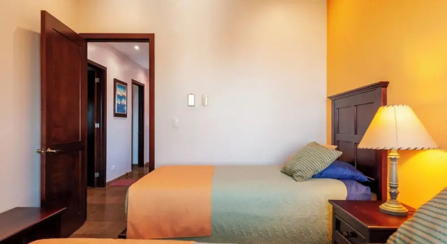 Апартаменты Caracol 37 Luxury Condo