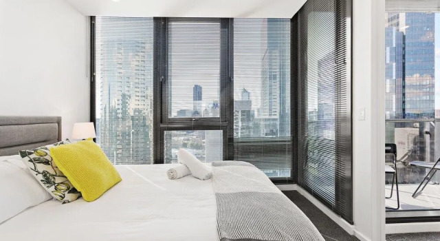 SONYA, 2BDR Southbank Apartment