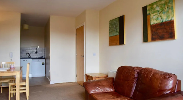 1 Bedroom Apartment Dublin, Забронировать Апартаменты/квартира Отели Дублина с парковкой, рядом с Dublin City Council, Парковка