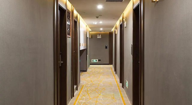 ZMAX Hotels Guangzhou Dongxiaonan Metro Station