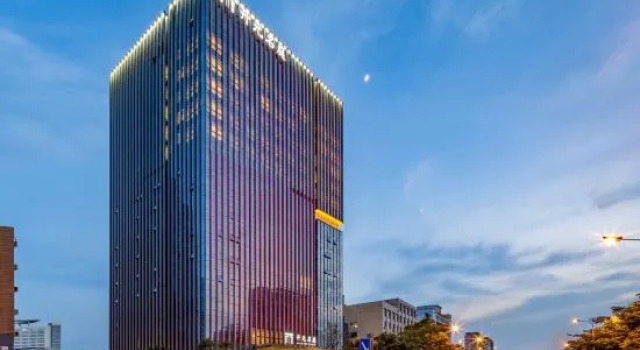 Pingdingshan Pingfa Maison New Century Hotel, Rezervovat Hotel Pingdingshan Henan