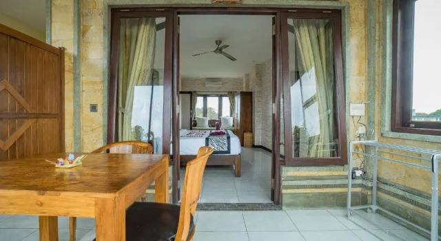 Двухместный номер Deluxe с балконом и с красивым видом из окна Iman Homestay Ubud