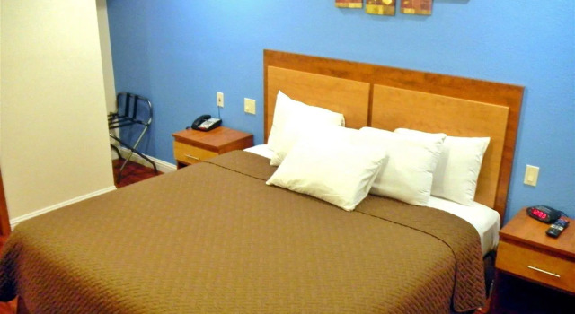 Двухместный номер Standard FairBridge Inn & Suites Gateway to Yosemite