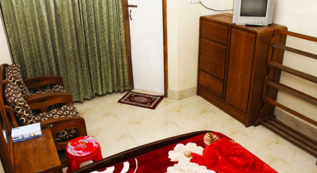 Четырёхместный семейный номер Standard ZIA Guest House