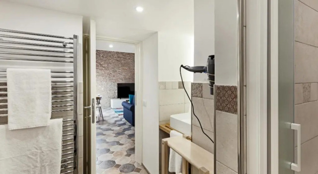 Апартаменты Sleek flat 4 guests 450mt from the Colosseum