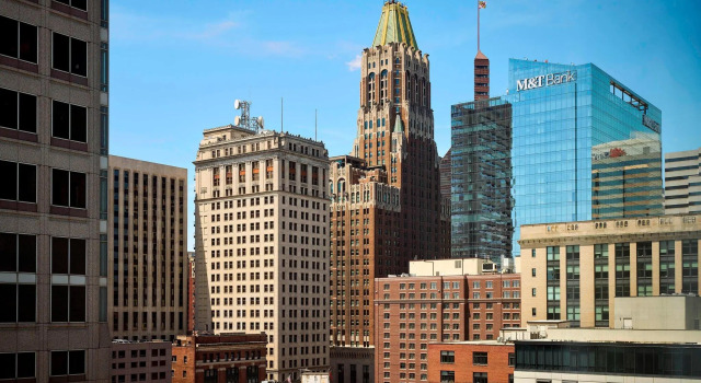 Номер Standard Renaissance Baltimore Harborplace Hotel