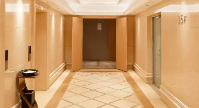 Vienna Hotel 5.0 Dongguan Humen Huaide Branch, Boek Hotel Hotels in Guangdong met parkeren, Parkeren