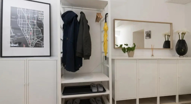 Yeshello Belvedere Apartment, Забронировать Апартаменты/квартира 04. Виден Вена, рядом с Выставочный и конгресс-центр Hofburg Vienna